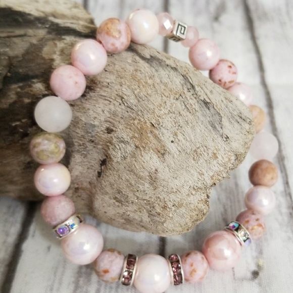 Pink crazy lace agate beaded stretch bracelet - Picture 6 of 8